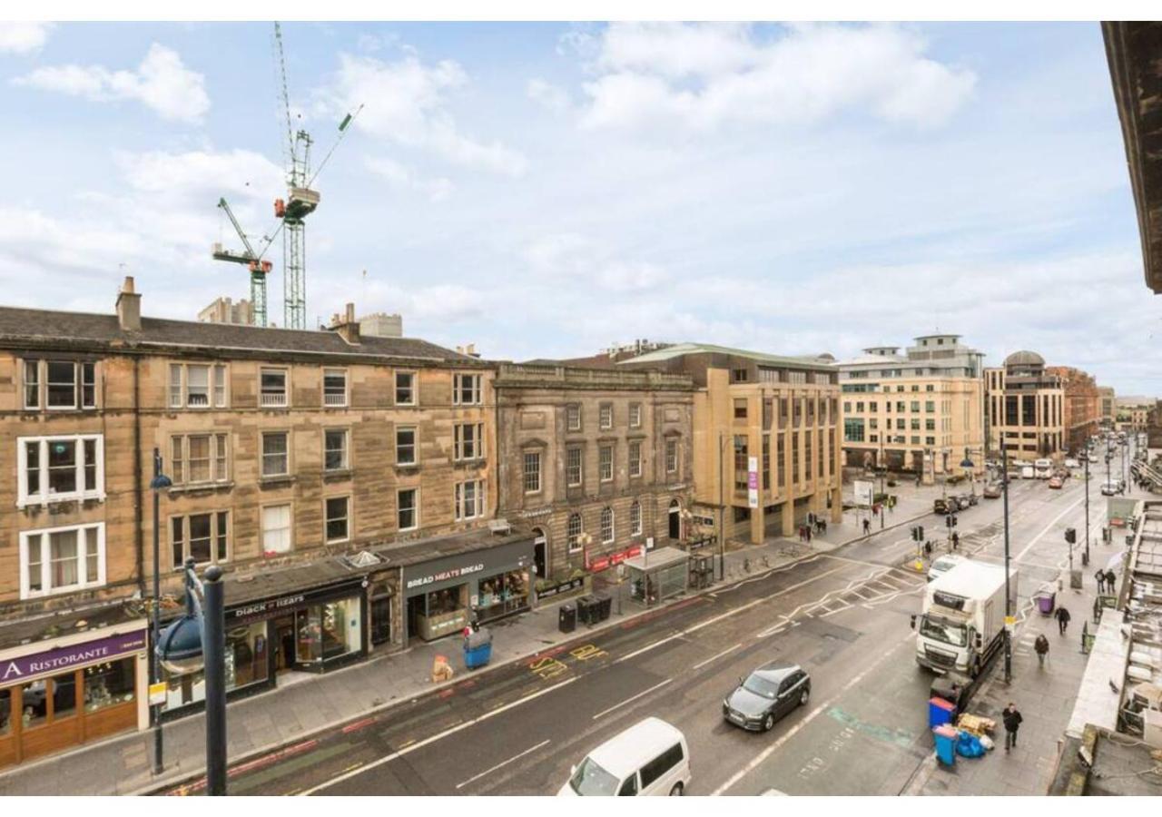 Joivy Elegant 3-bed Flat Near Castle Apartment