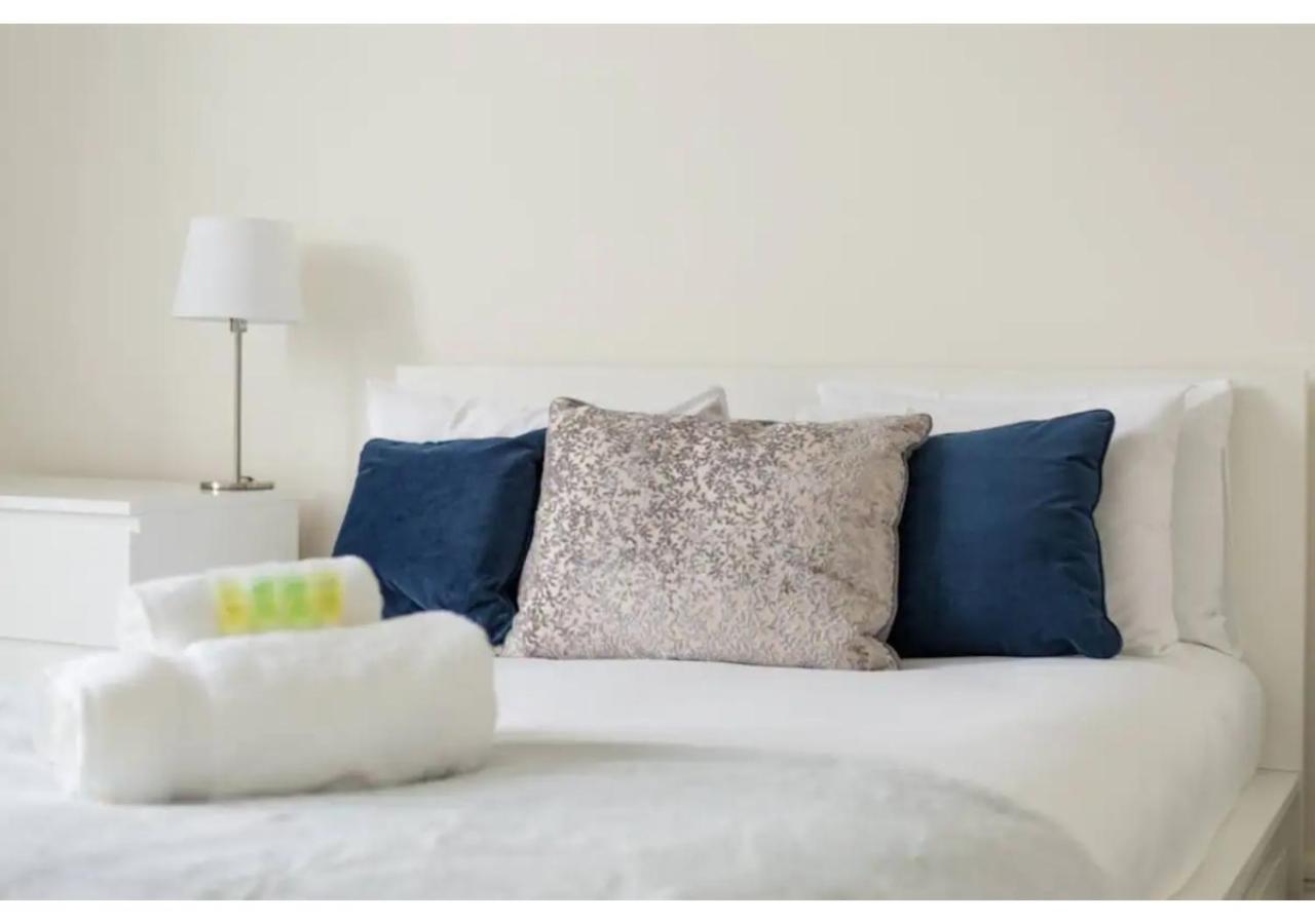 Joivy Elegant 3-bed Flat Near Castle * Edinburgh